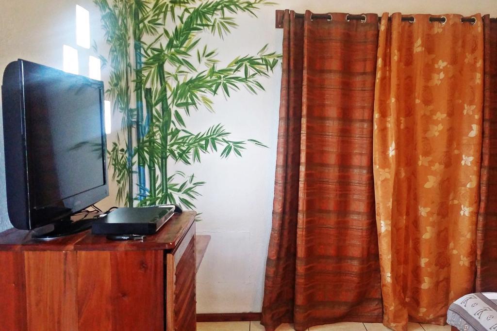 Bamboo Bungalows Resthouse Balabag (Boracay) Quarto foto