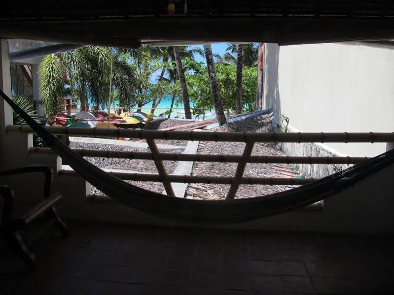 Bamboo Bungalows Resthouse Balabag (Boracay) Exterior foto