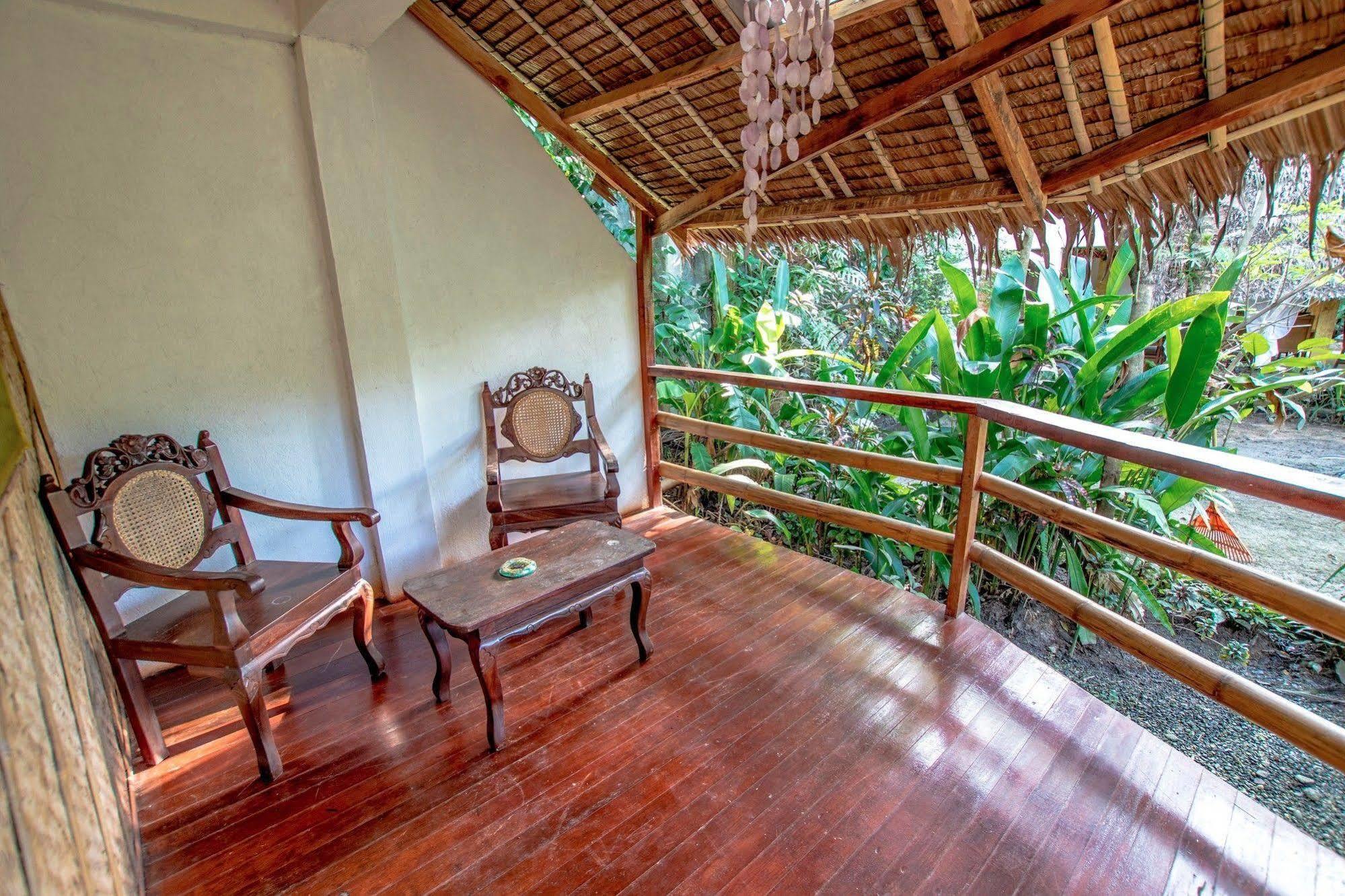Bamboo Bungalows Resthouse Balabag (Boracay) Exterior foto