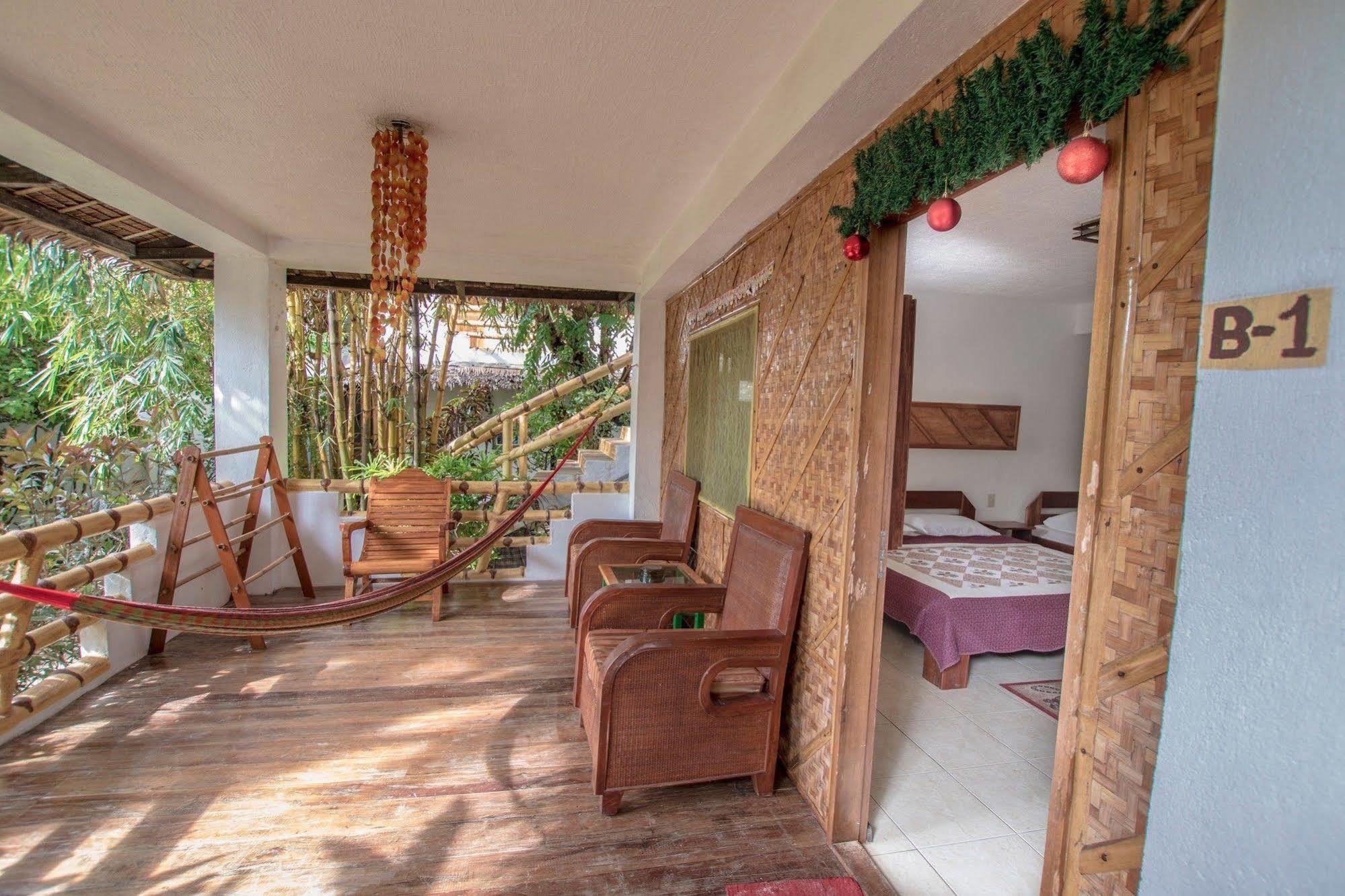 Bamboo Bungalows Resthouse Balabag (Boracay) Exterior foto